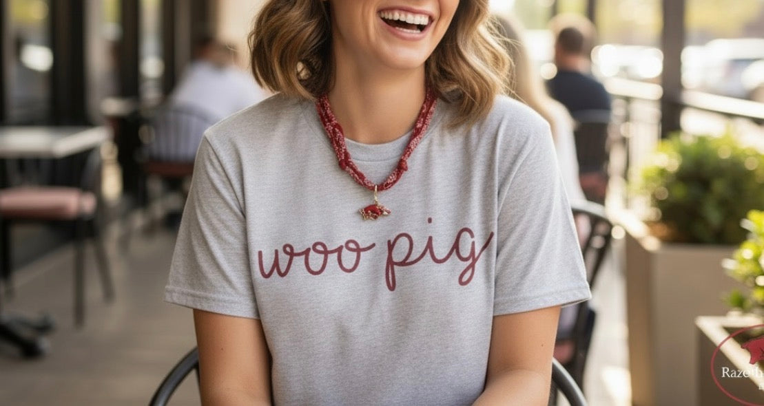 W O O P I G graphic tee