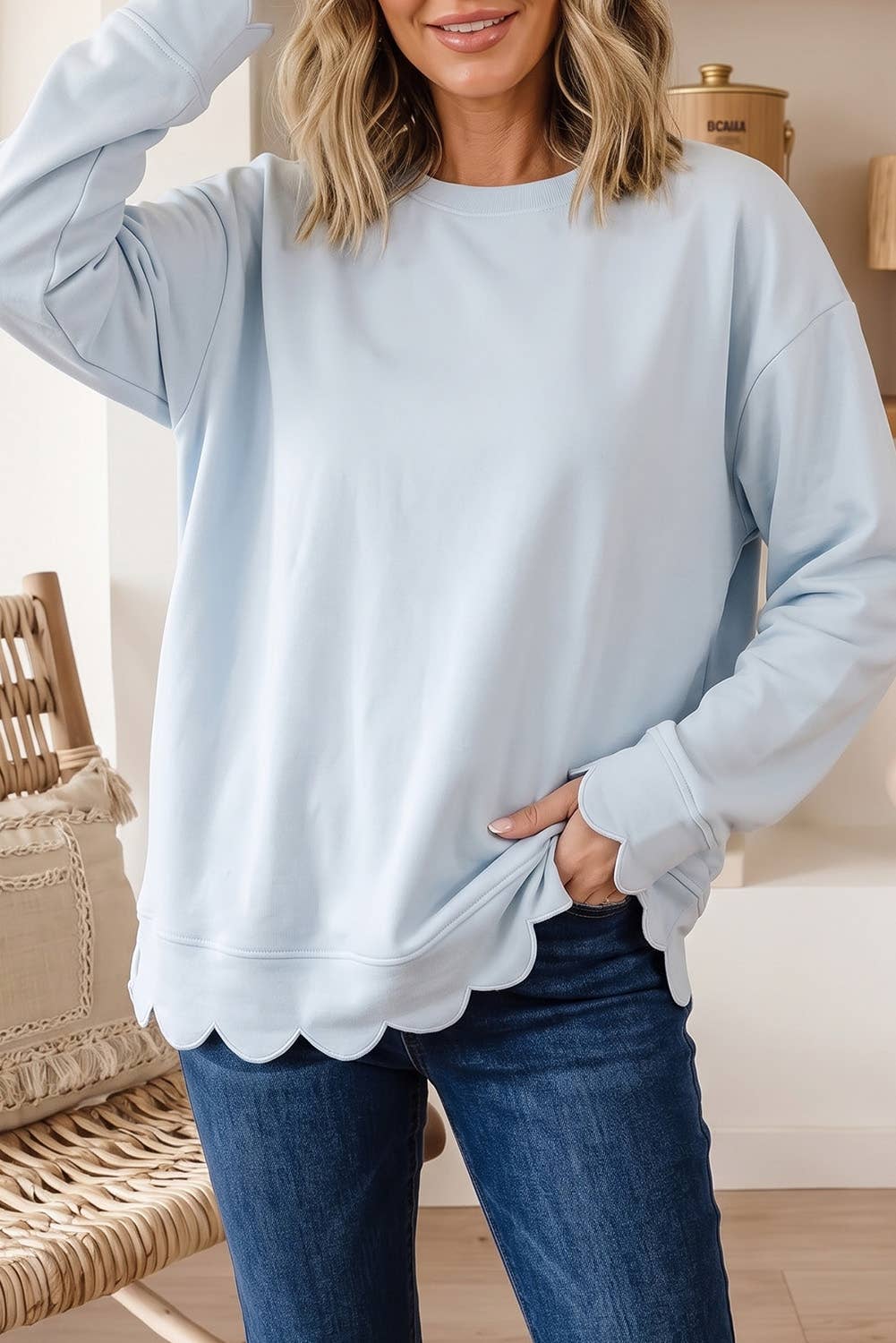 Scalloped Hem Pullover Sweatshirt