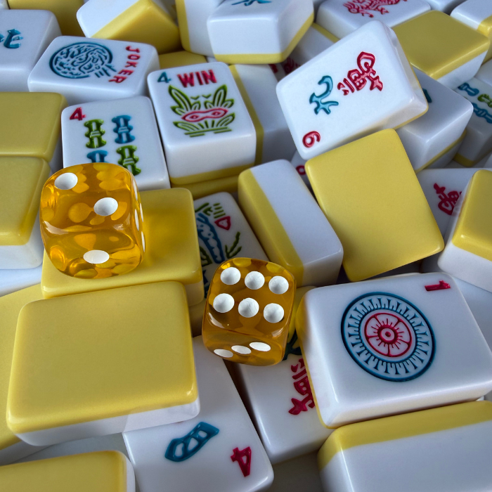 Lemon Lime Mahjong Mat (33in| Waterproof Mahjong Table Mat